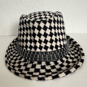 Mega Caps Houndstooth Fedora Bucket Hat Unisex One Size